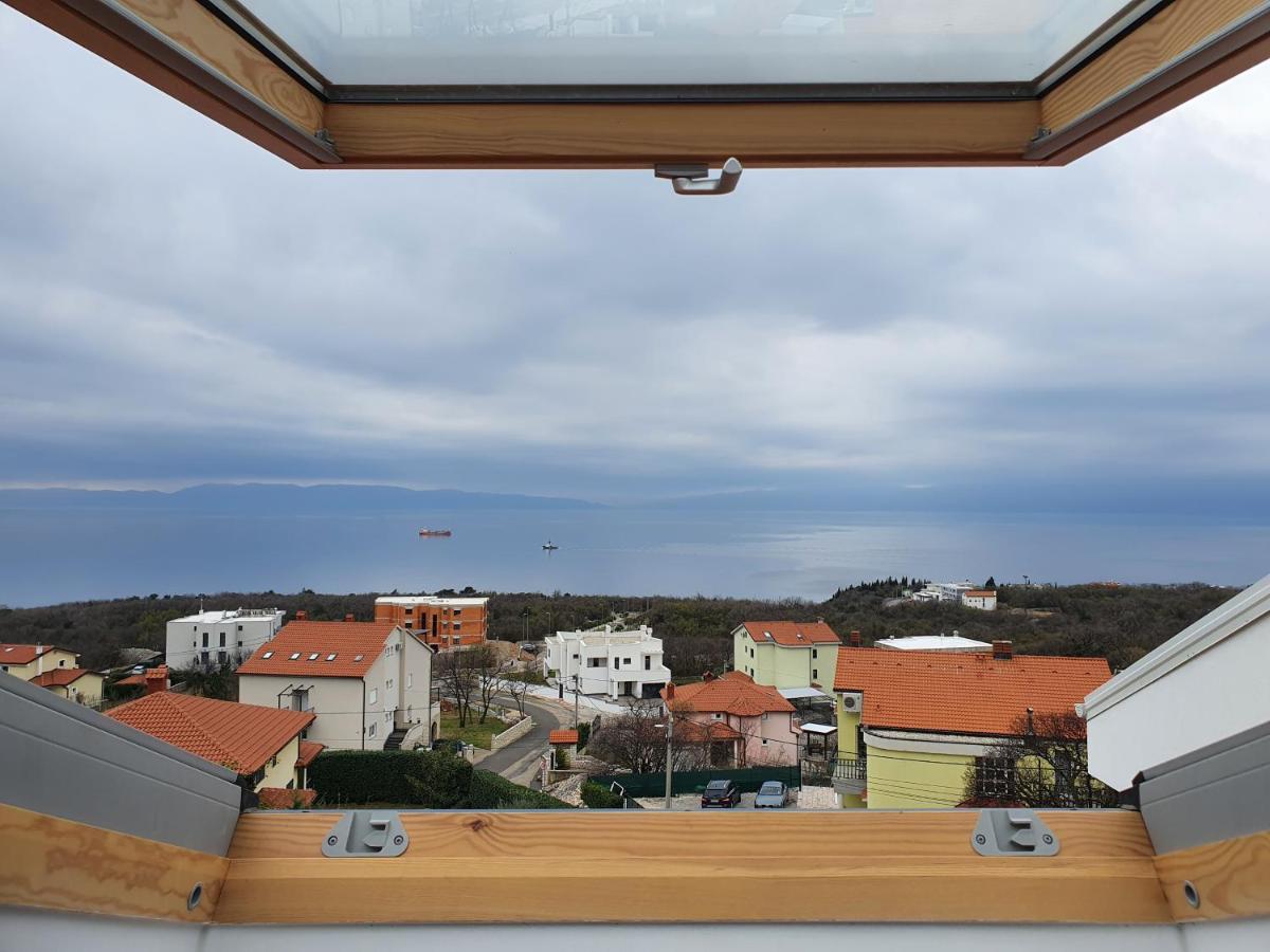 Apartment Skylight กอสเตรนา ภายนอก รูปภาพ